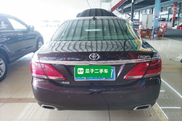 Used Toyota Crown 2012 2.5L Royal Leather Edition