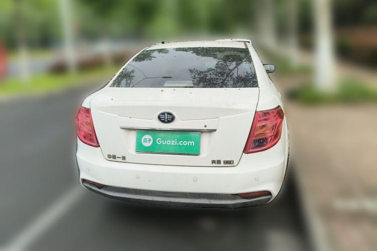 Used Bestune B50 2013 1.6L manual luxury version Rear