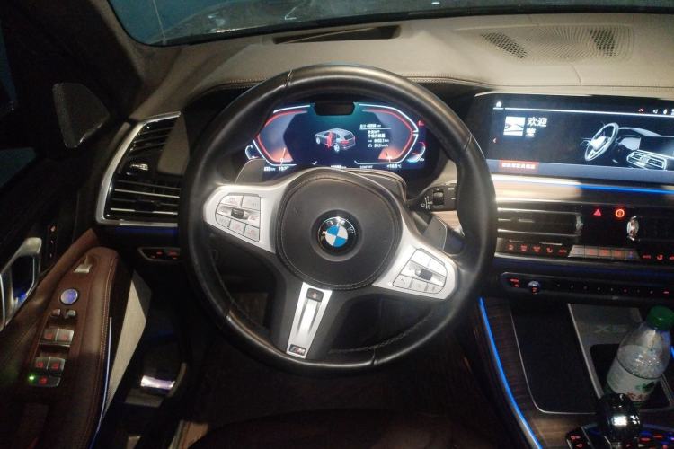 Used BMW X5 2022 xDrive 40Li M Sport Package
