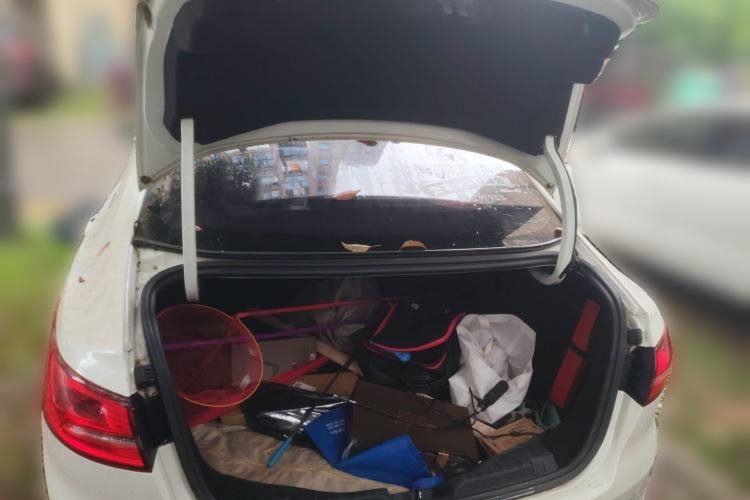 Used Ford Escort 2015 1.5L Automatic Fashion Model Trunk