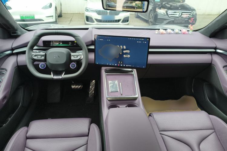 Used XPeng P7 2025 Model—750 All-Wheel-Drive High-Performance Ultra