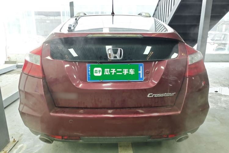 Used Honda Crosstour 2012 2.4L Luxury Edition Rear
