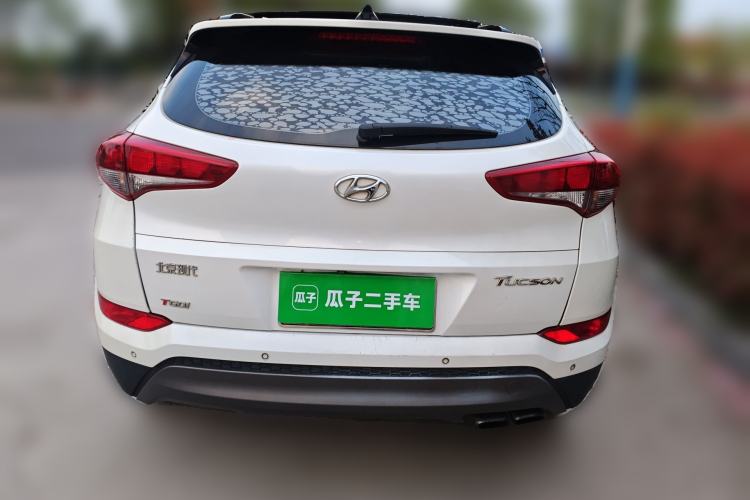 Used Hyundai Tucson 2015 1.6T Dual-Clutch Two-Wheel-Drive Smart Model Rear