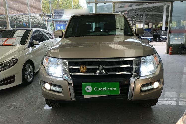 Used Mitsubishi Pajero 2018 3.0L Automatic Standard Edition