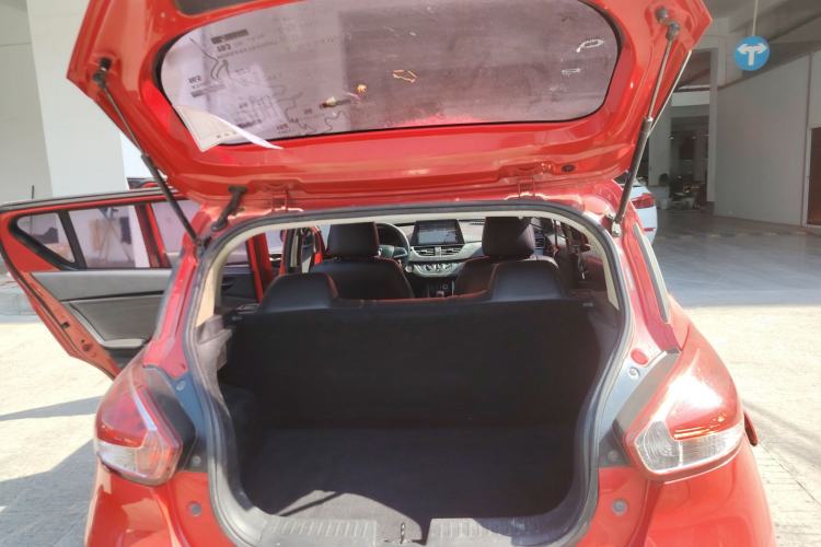 Used Baojun 310 2017 1.5L manual Comfort trim
