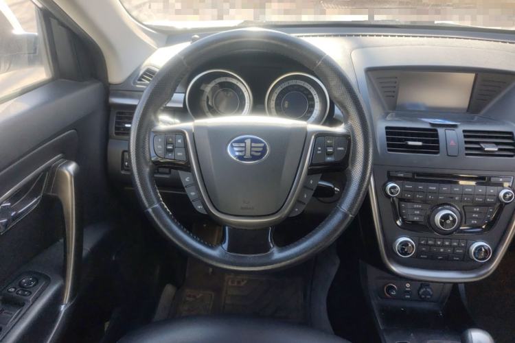 Used Bestune X80 2016 2.0L Automatic Luxury Model