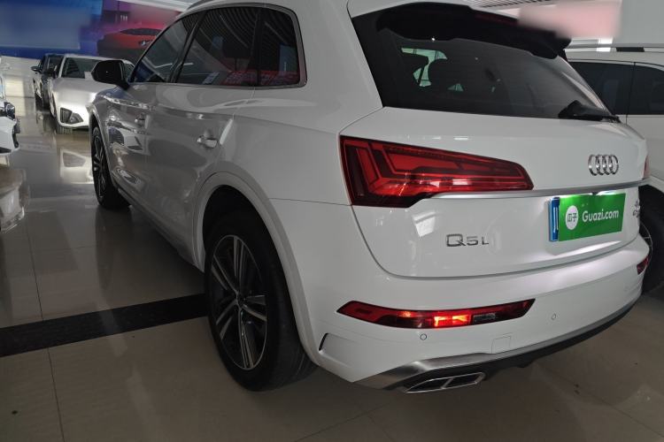 Used Audi Q5L 2023 40T Fashionable and Dynamic Edition
