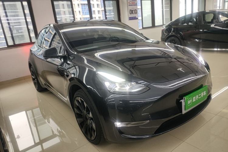 Used Tesla Model Y 2024 Long-Range All-Wheel-Drive Version
