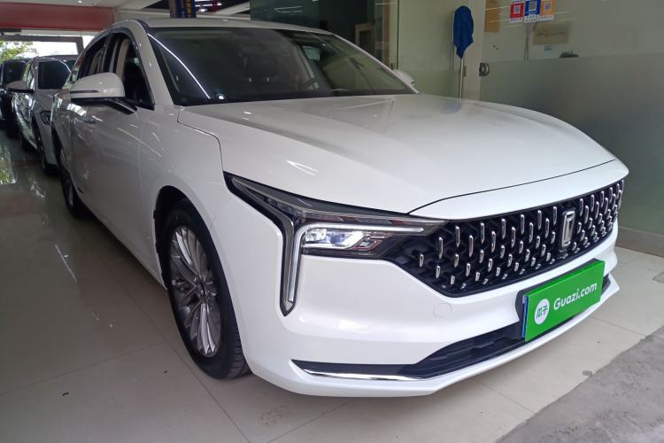 Used Bestune B70 2023 Third Generation 1.5T Automatic Enjoyment Version 70th Anniversary Edition Front Right 45 Deg