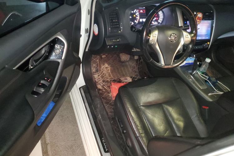 Used Nissan Teana 2018 2.0L XL Smart Upgrade Edition Interior 3