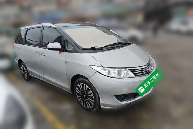 Used BYD M6 2010 2.0L Manual Comfort Edition Front Right 45 Deg