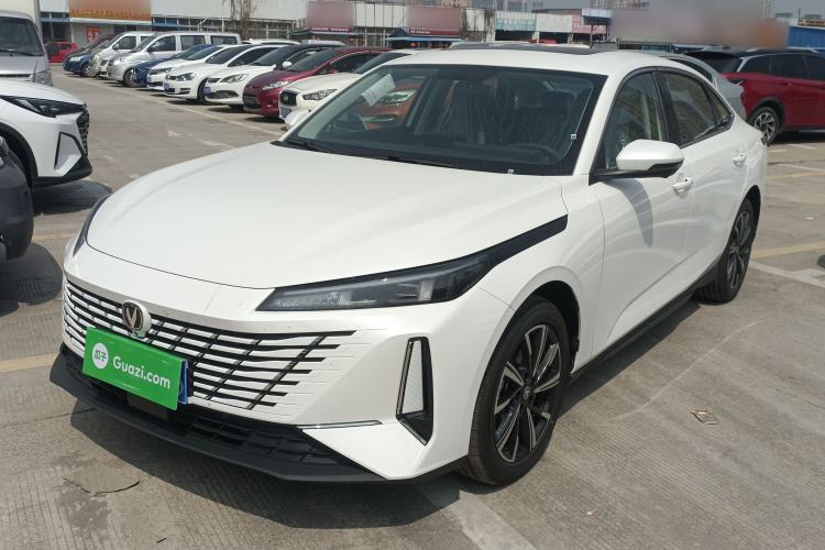 Used CHANGAN Eado 2025 Blue Whale 1.5T 500Bar Prestige Model