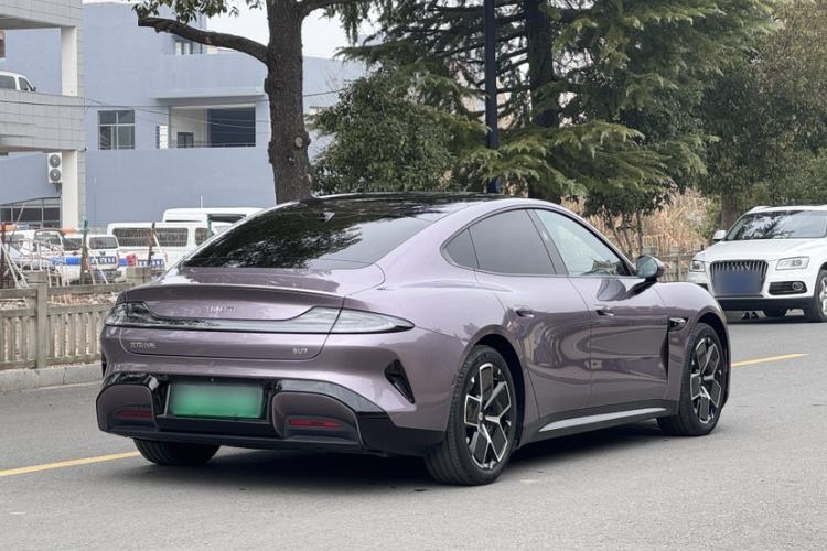 Used Xiaomi Auto SU7 2024 Rear-Drive Long-Range Intelligent Driving Version
