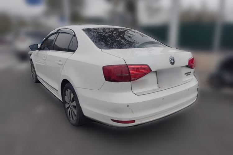 Used Volkswagen Sagitar 2015 230TSI Automatic Luxury Model Rear Left 45 Deg