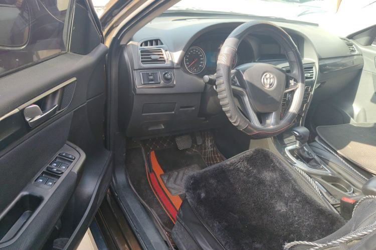 Used Brilliance V5 2012 1.5T Automatic Two-Wheel Drive Sport Version