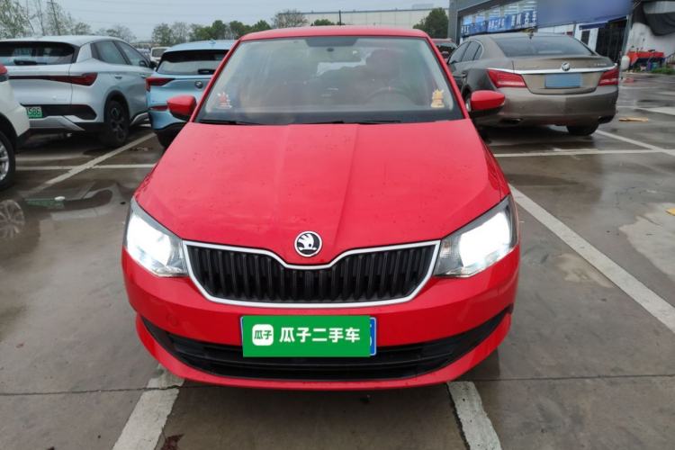 Used Skoda Fabia 2016 1.4L Automatic Car Enjoy Edition Front