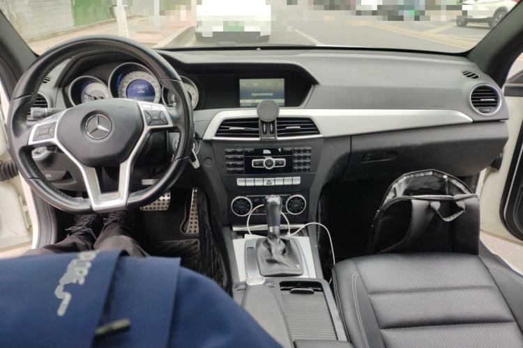 Used Mercedes-Benz C-Class 2013 C 180 Coupe Center Console