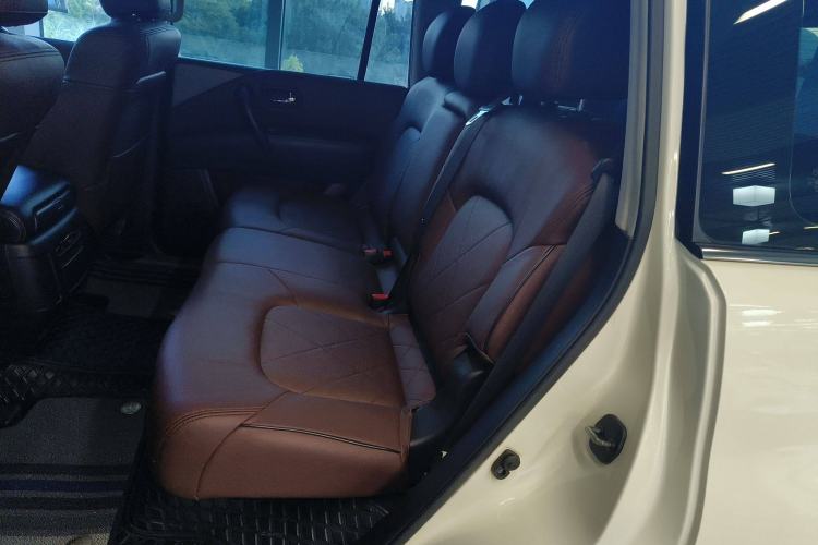 Used Nissan Patrol (Parallel Import) 2018 4.0L Automatic 7-Seater Middle East Version
