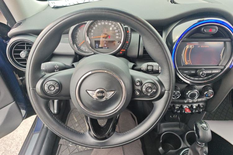 Used MINI 2015 1.5T COOPER Fun Five-Door Edition Steering Wheel