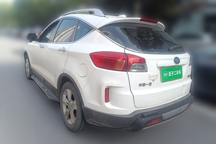 Used Bestune X80 2015 2.0L automatic luxury version