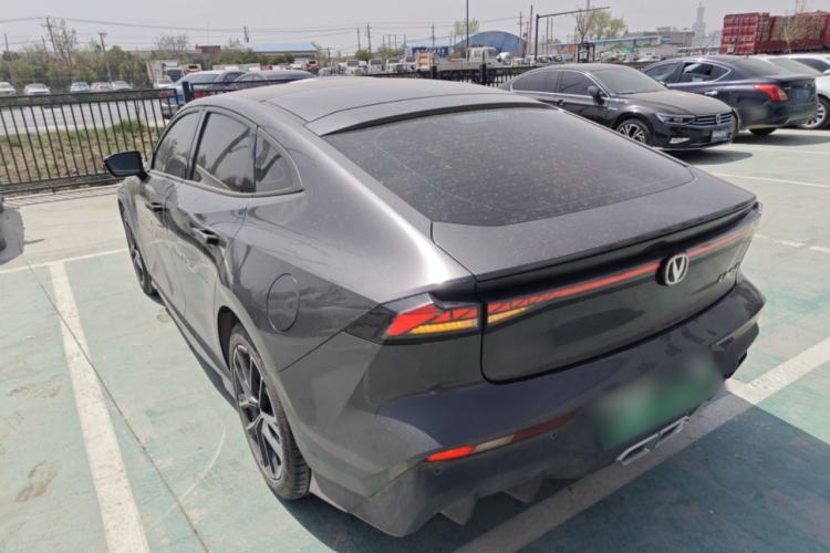 Used CHANGAN UNI-V iDD 2024 Blue Whale Smart Electric iDD 136km Luxury Model
