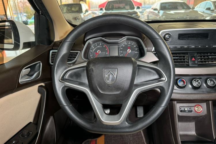 Used Baojun 310W 2017 1.5L Manual Comfort Version China V