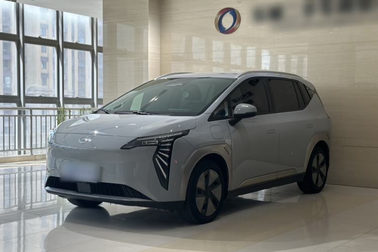 Used AION Y 2023 Younger