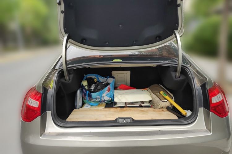 Used Citroen C5 2013 2.3L Automatic Zunyu Model