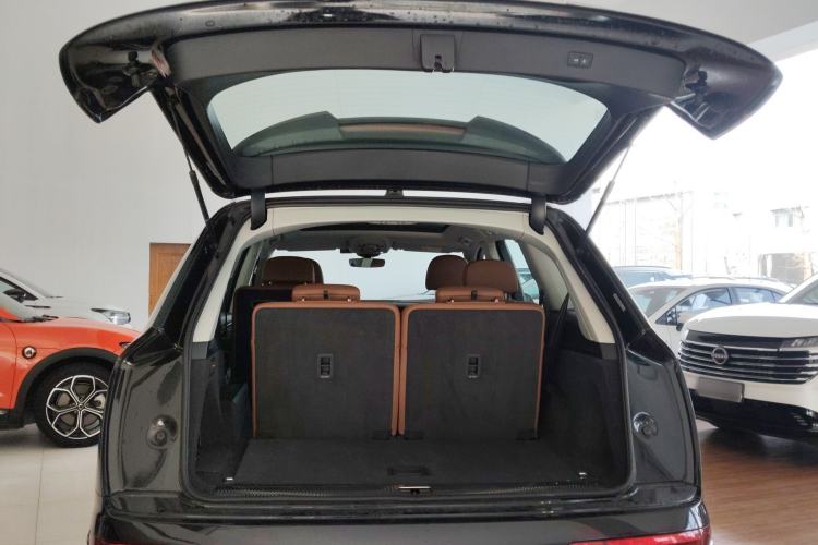 Used Audi Q7 2023 55 TFSI quattro S line Sport Edition