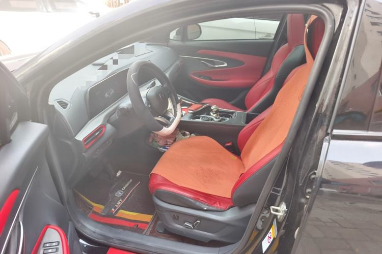 Used Changan UNI-T 2020 1.5T Prestige Version