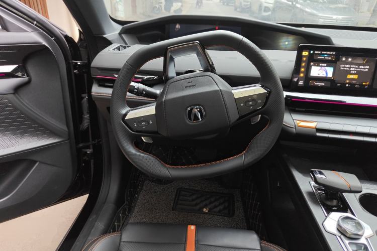 Used Changan UNI-V 2024 1.5T Prestige Edition