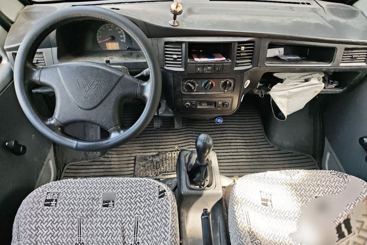 Used Wuling Zhiguang 2015 1.2L Practical LS-I Model