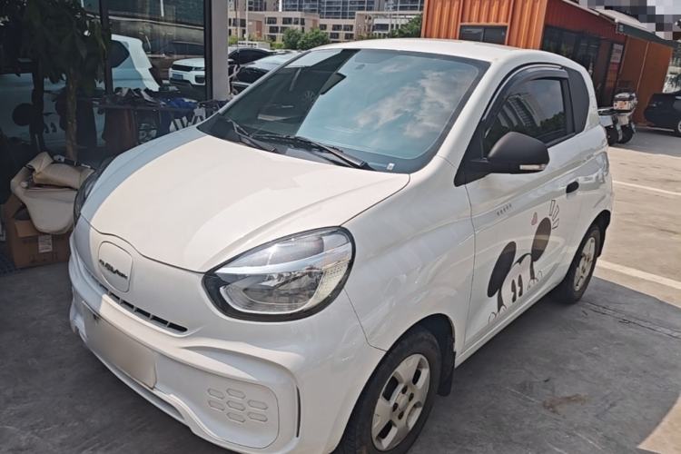 Used Roewe Clever 2021 302 km New Four-Seater Super-Efficient Version
