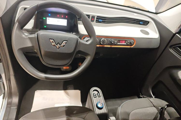 Used Wuling Hongguang MINIEV 2022 Easy Version Lithium Iron Phosphate