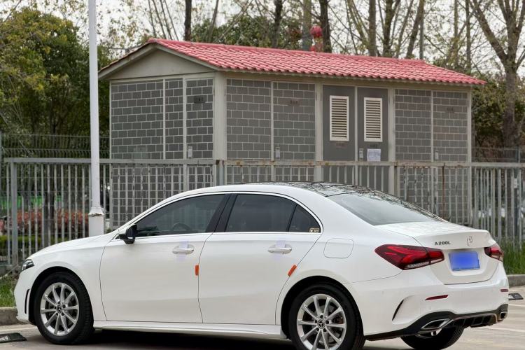 Used Mercedes-Benz A-Class 2021 A 200 L Sport Sedan Fashion Model
