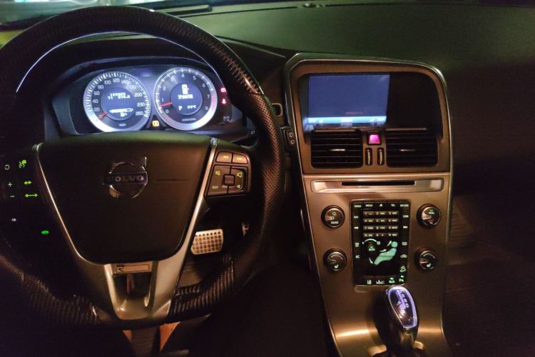 Used Volvo XC60 2011 T6 AWD Zhiya Edition
