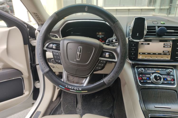 Used Lincoln Continental 2017 3.0T Four-Wheel Drive Prestige Edition Steering Wheel