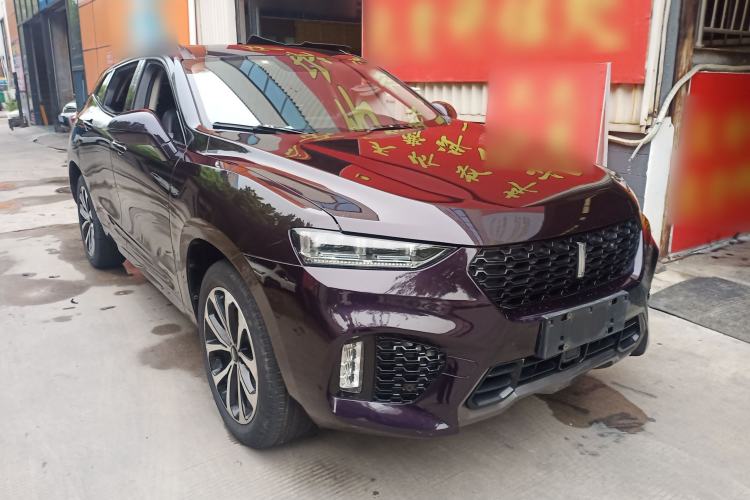 Used Wey VV7 2017 2.0T Ultra-Luxury Version Front Right 45 Deg