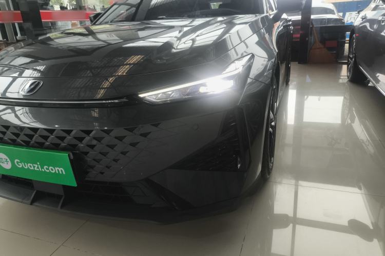 Used Changan UNI-V 2024 1.5T Prestige Edition
