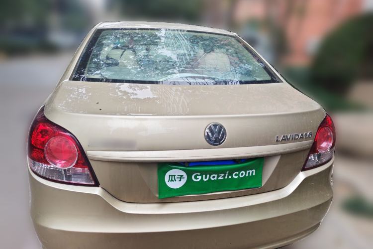 Used Volkswagen Lavida 2013 1.6L Automatic Fashion Edition