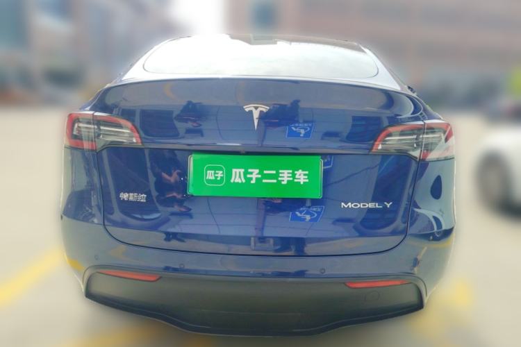 Used Tesla Model Y 2021 Long-Range All-Wheel-Drive Version Rear
