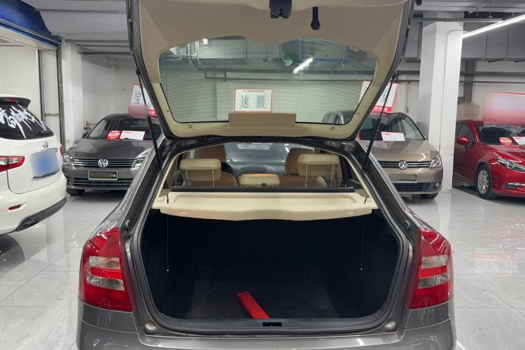 Used Skoda Octavia 2015 Classic Model 1.6L Automatic Yijie Version
