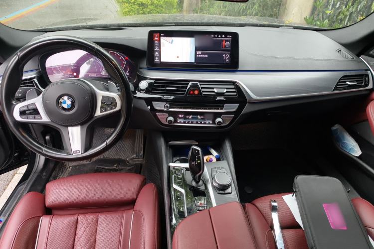 Used BMW 5 Series 2022 530Li Luxury Edition M Sport Package Center Console