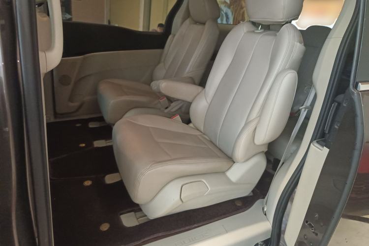 Used Buick GL8 2021 Land Cruiser Executive Class 652T Comfort Model
