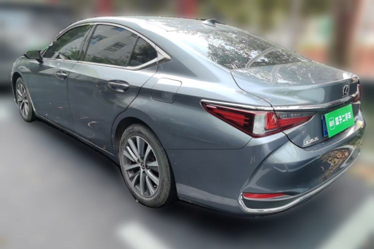 Used Lexus ES 2020 200 Excellence Edition