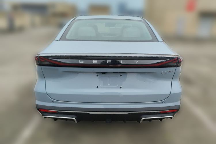 Used Geely Galaxy L6 2025 EM-i 140km Long-Range Version Rear