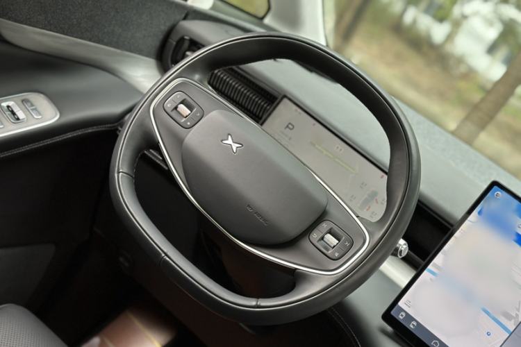 Used XPeng X9 2024 702 Ultra-Long Range Max