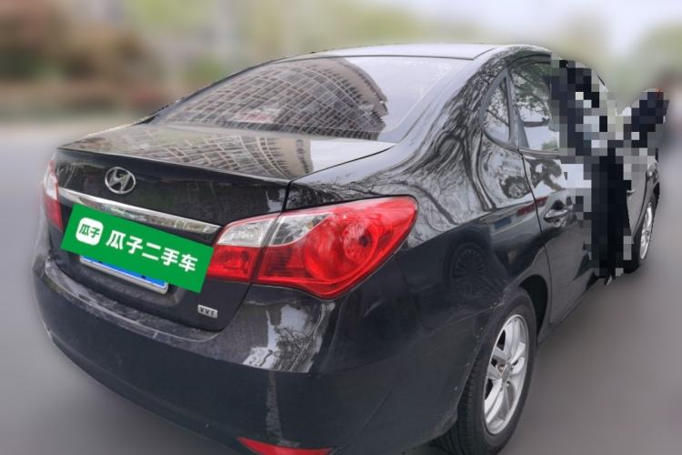 Used Hyundai Celesta 2011 1.6L Manual Comfort Edition Rear Right 45 Deg