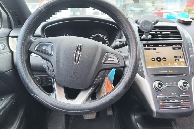 Used Lincoln MKC 2018 2.0T Two-Wheel Drive Deluxe Edition