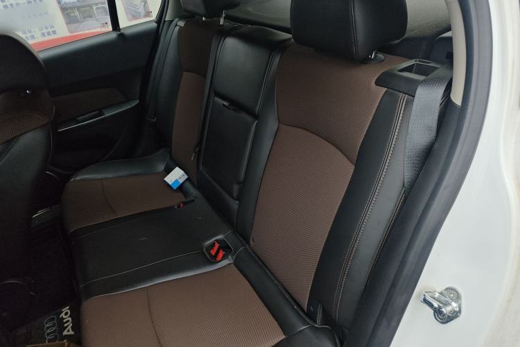 Used Chevrolet Cruze 2013 Hatchback 1.6L Manual Luxury Model
